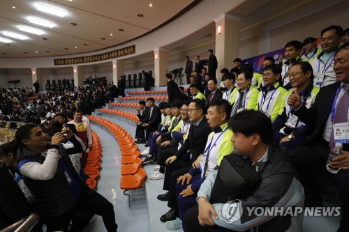 신록, 평양 아시아유소년역도 61㎏급 합계 銀…한국 첫 메달