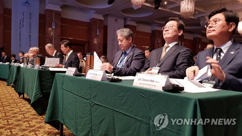 '돌아온 미세먼지 계절'…봄철 버금가는 '잿빛시즌' 서막