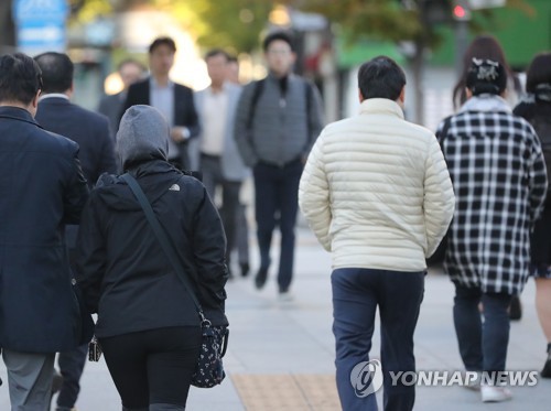 [내일날씨] 일교차 큰 날씨 계속…전국 대부분 미세먼지 '나쁨'