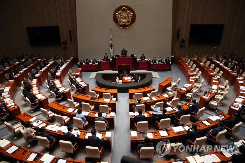 여야, 예결위서 '비정규직 통계' 입씨름…'슈퍼예산' 공방 지속