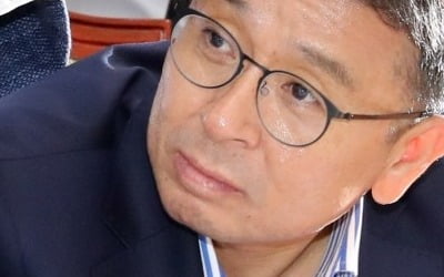 이철희, 내년 총선 불출마 선언 "정치 부끄럽고 창피해…바꿀 자신 없다"