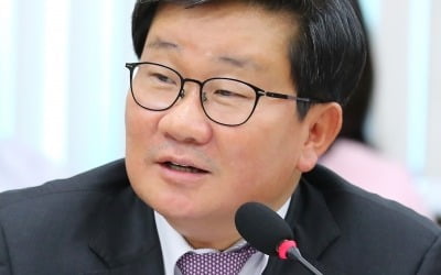 전해철, 법무장관 유력설에 "문 정부 성공에 내 역할 있다면…"