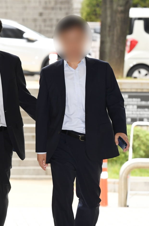 영장심사 출석하는 '버닝썬 의혹' 윤 총경/사진=연합뉴스