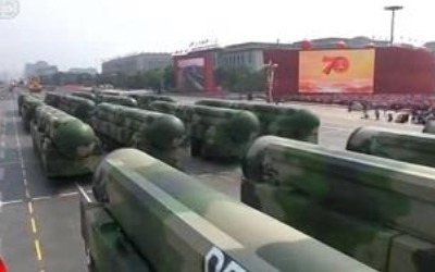 中 열병식에 ICBM '둥펑-41', 중·단거리미사일 '둥펑-17' 첫선
