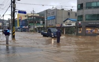 태풍 '미탁' 제주 서쪽 바다 통과…오후 10시 목포 상륙