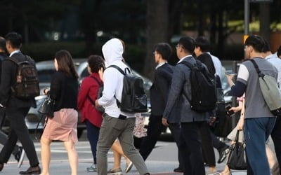 맑지만 아침·저녁 '쌀쌀한 가을'…동해안 일부 오후부터 비