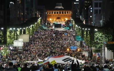 '서초동 촛불' 이제 국회로…"검찰개혁안 통과때까지 투쟁"