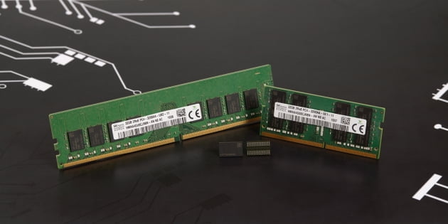 SK하이닉스 3세대 10나노급(1z) DDR4 D램. SK하이닉스 제공.