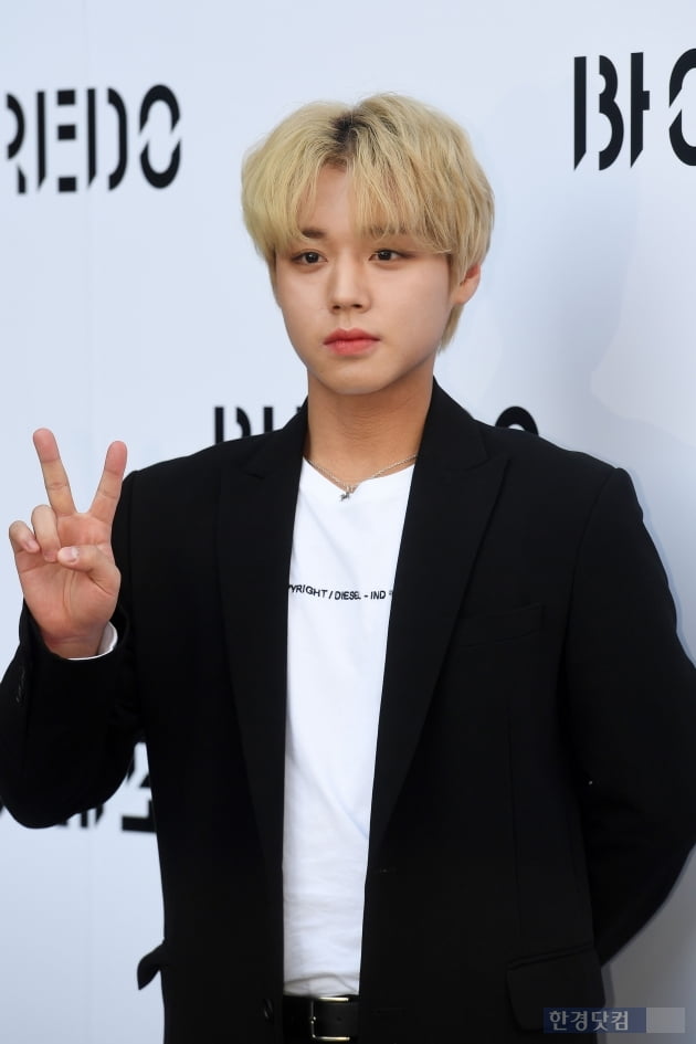 [포토] 박지훈, '마네킨 느낌 물씬~'