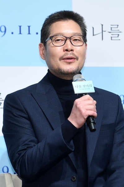 [포토] 유재명, '이영애 선배와 연기해 영광'