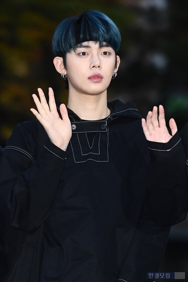 [포토] TXT 연준, '부드러운 눈빛~'