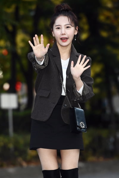  송하예, '깜찍한 모습이 사랑스러워~'