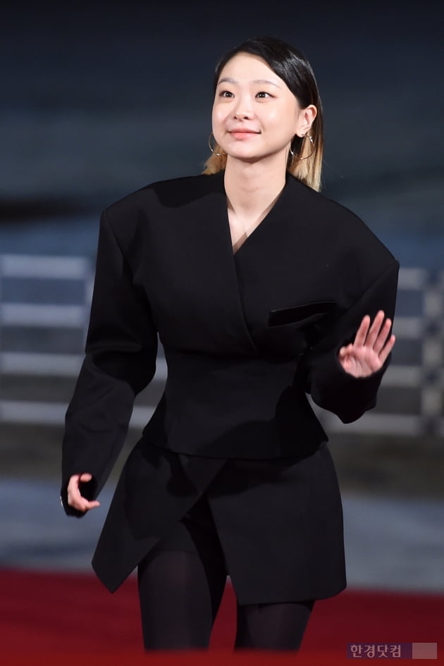 [포토] 김다미, '귀여움 가득~' (제40회 청룡영화상)