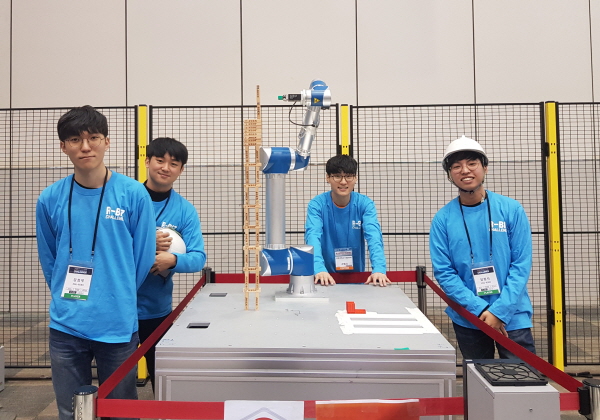 &#34;로봇동아리 활동이 도움됐죠&#34; 경북대 기계공학부 학생들, 로봇 사업화 아이디어 경진대회 ’2019 R-BIZ 챌린지‘에서 대통령상 수상