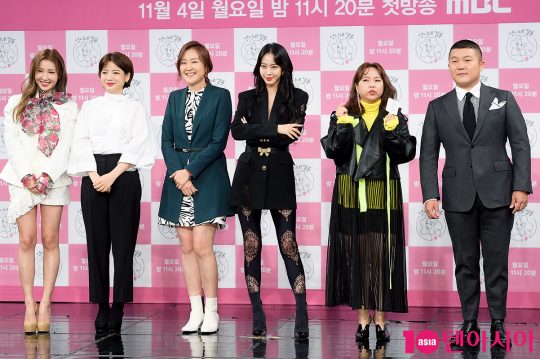 뷰티 크리에이터 이사배(왼쪽부터), 헤어디자이너 차홍, 이연희 PD, 배우 한예슬, 코미디언 홍현희, 조세호