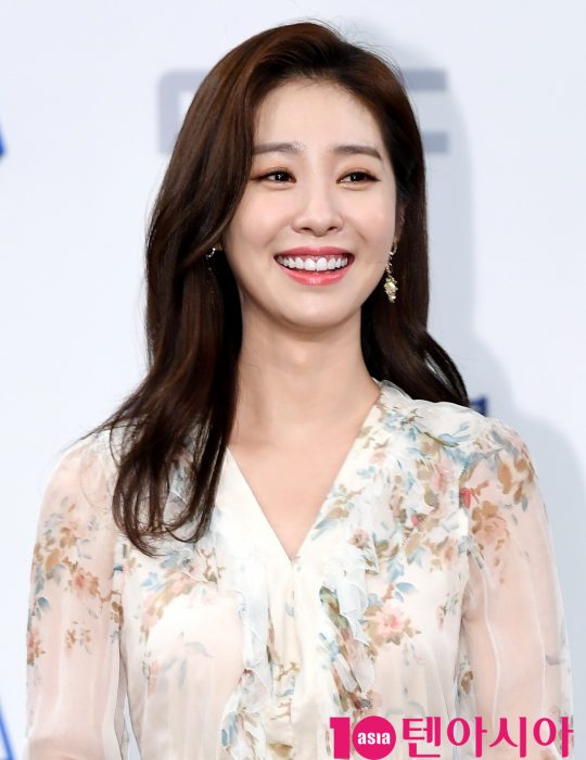 박연경 아나운서가 5일 오전 서울 상암동 MBC 골든마우스홀에서 열린 MBC 새 예능프로그램 ‘편애중계’ 제작발표회에 참석하고 있다.