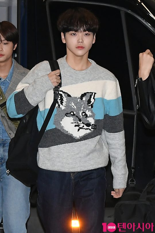 그룹 엑스원 송형준