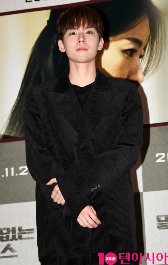 배우 김도훈이 14일 오후 서울 한강로3가 CGV 용산아이파크몰점에서 열린 영화 ‘얼굴없는 보스’ 언론시사회에 참석하고 있다.