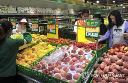 SCMP "경기하강 속 中 소비자 지갑닫아…저가식품 인기"