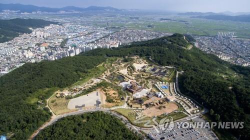 입소문 탄 김해 가야테마파크…외국인 관광객 1만명 돌파 | 한국경제