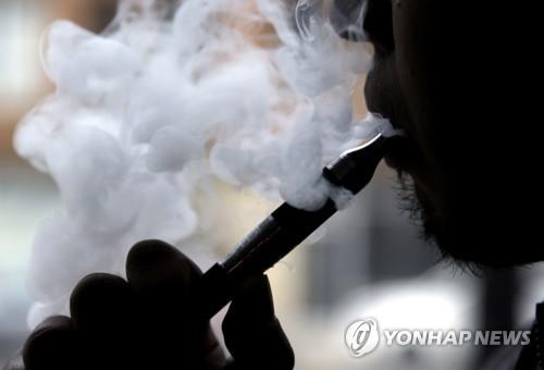 쥴 '최고인기' 민트향도 판매중단…美 '전자담배 사망' 39건