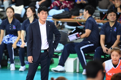 기업은행 '주포' 김희진이 단 1득점?…"의욕 없어 보여 뺐다"