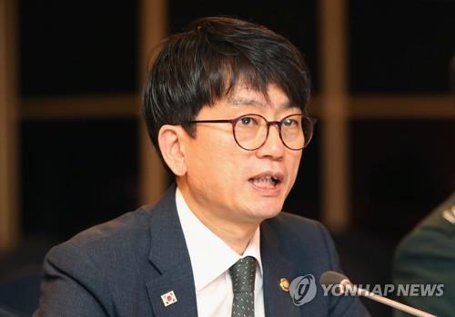 軍, AI 등 민간의 4차산업 기술적용 무기 신속 도입 논의