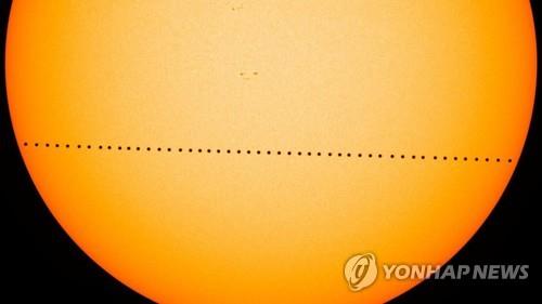 수성, 오늘 태양면 '검은점' 횡단…다음은 2032년