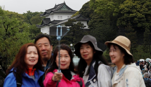 한국인 빠진 일본관광 중국인이 채운다…중일노선 주 1천편