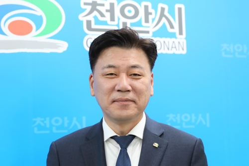 구만섭 천안시장 권한대행 "공직기강 확립 최우선 시정 이끌 터"