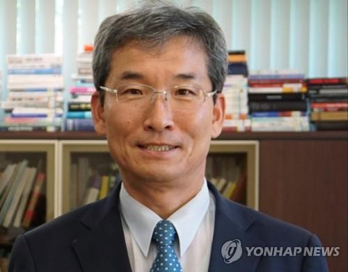 '단톡방 성희롱' 청주교대 총장 "엄중한 상황에 책임 통감"