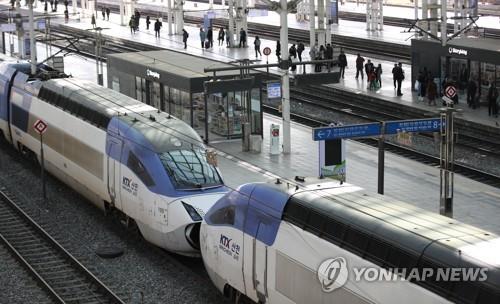 한국철도 파업 비상수송체제로…20일 출근 시간 전철 100% 운행