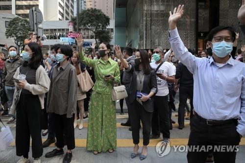 복면금지법 위헌결정에 '홍콩 자치권' 핫이슈 부상