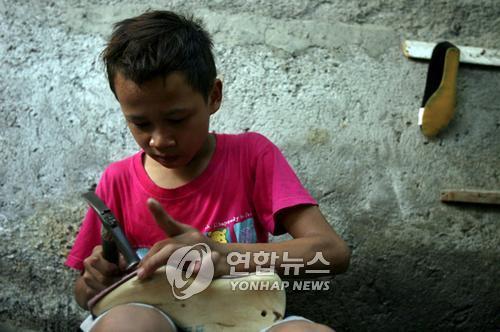 "인니 빈곤 가정 아동, 커서 수입 87% 적어…가난의 대물림"