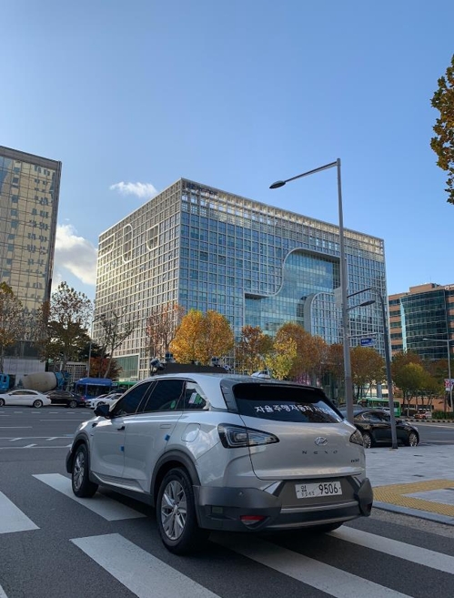 자율주행차, 이르면 내달 강남도로 달린다…서울시·현대차 협약