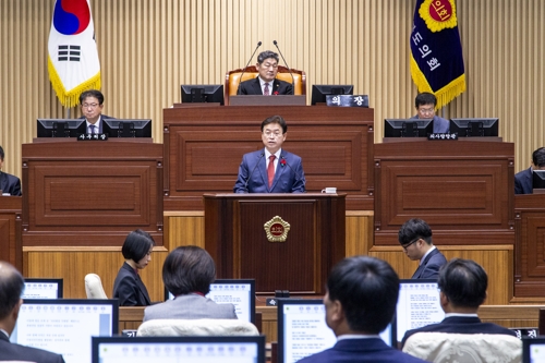 이철우 경북지사 "청년 일자리 창출·관광산업 활성화 역점"