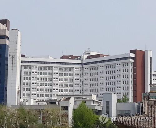 서울대병원, 내년 '입원환자 전담교수' 5배로 늘린다