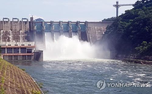 충주댐 피해 보상 대화 '시동'…물값 분쟁 먼저 해결될까