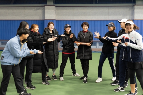 30년 지도자 생활 마무리 신순호 감독 "30년이 3년 같았어요"