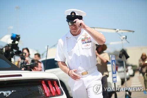 美해군장관, 트럼프에 '쓴소리' 퇴장…국방장관은 즉각 반격