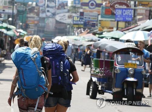 방콕, 카오산 로드 등 관광지 3곳 '차 없는 도로' 시범 실시