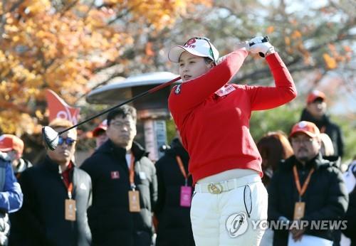 KLPGA '신예 듀오' 최혜진·임희정, 박인비·대니엘 제압(종합)