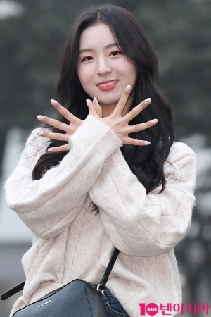 [TEN PHOTO] 아리아즈 주은 &#39;아침부터 안구정화&#39;