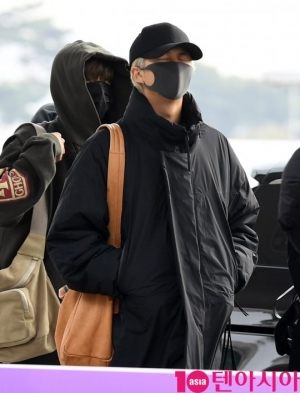 [TEN PHOTO]방탄소년단 RM &#39;가을바람을 느끼며~&#39;