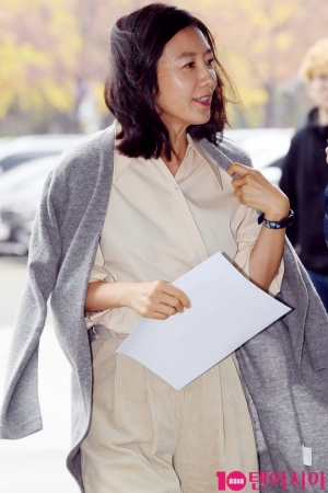 [TEN PHOTO] 김희애 &#39;아름답다는 말 밖에&#39;