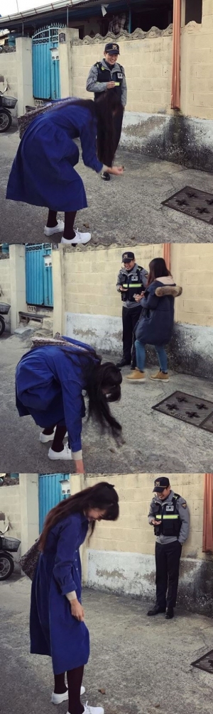 '동백꽃 필 무렵' 공효진X강하늘, 개똥 소품에 터진 웃음보