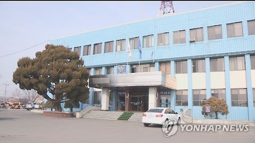 술에 취해 행패 부리다 출동 경찰까지 폭행한 기자 구속