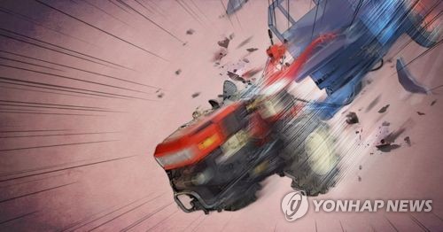 원주서 빗길에 경운기 넘어져…70대 운전자 사망