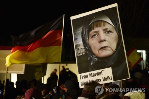 독일 극우의 반복된 위협에 소도시 시장 사임
