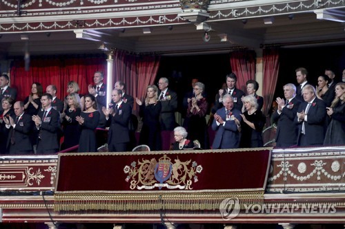 英 전사자 추도일 행사 개최…왕실 가족·정치 지도자 등 참석